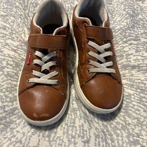 Levi's Kids Tan Sneakers with White Laces